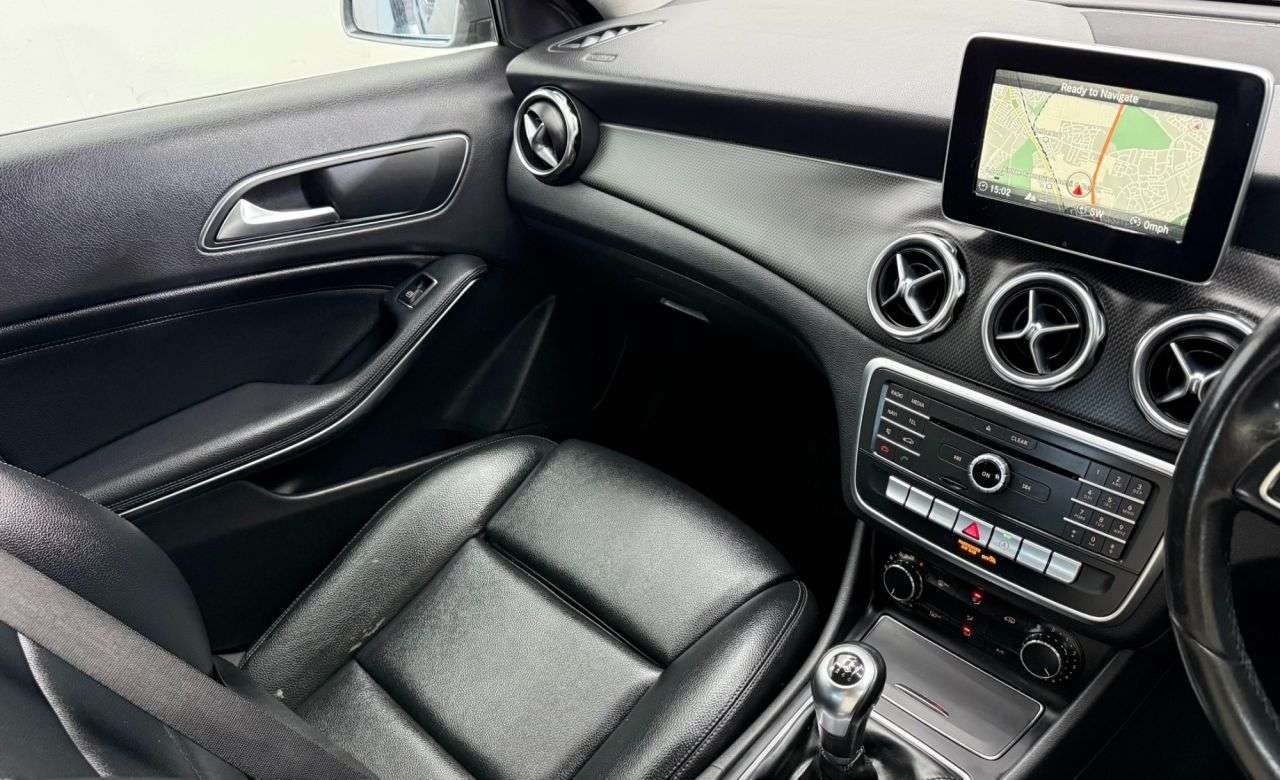 2017 MERCEDES-BENZ GLA 2017 MERCEDES-BENZ GLA