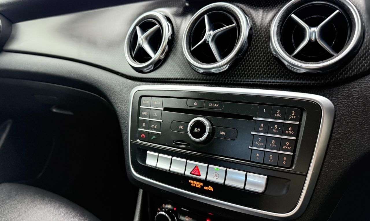 2017 MERCEDES-BENZ GLA 2017 MERCEDES-BENZ GLA