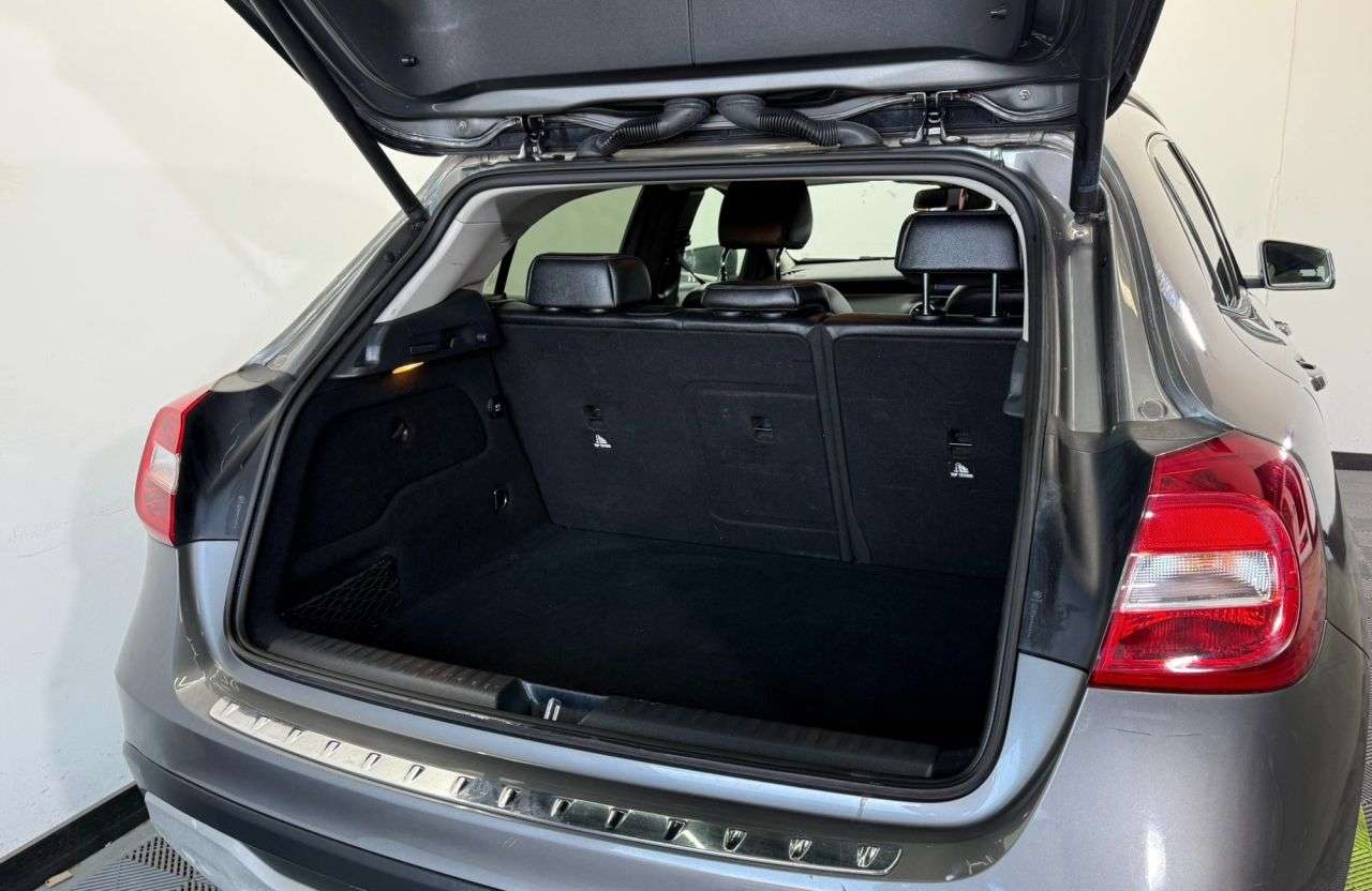 2017 MERCEDES-BENZ GLA 2017 MERCEDES-BENZ GLA