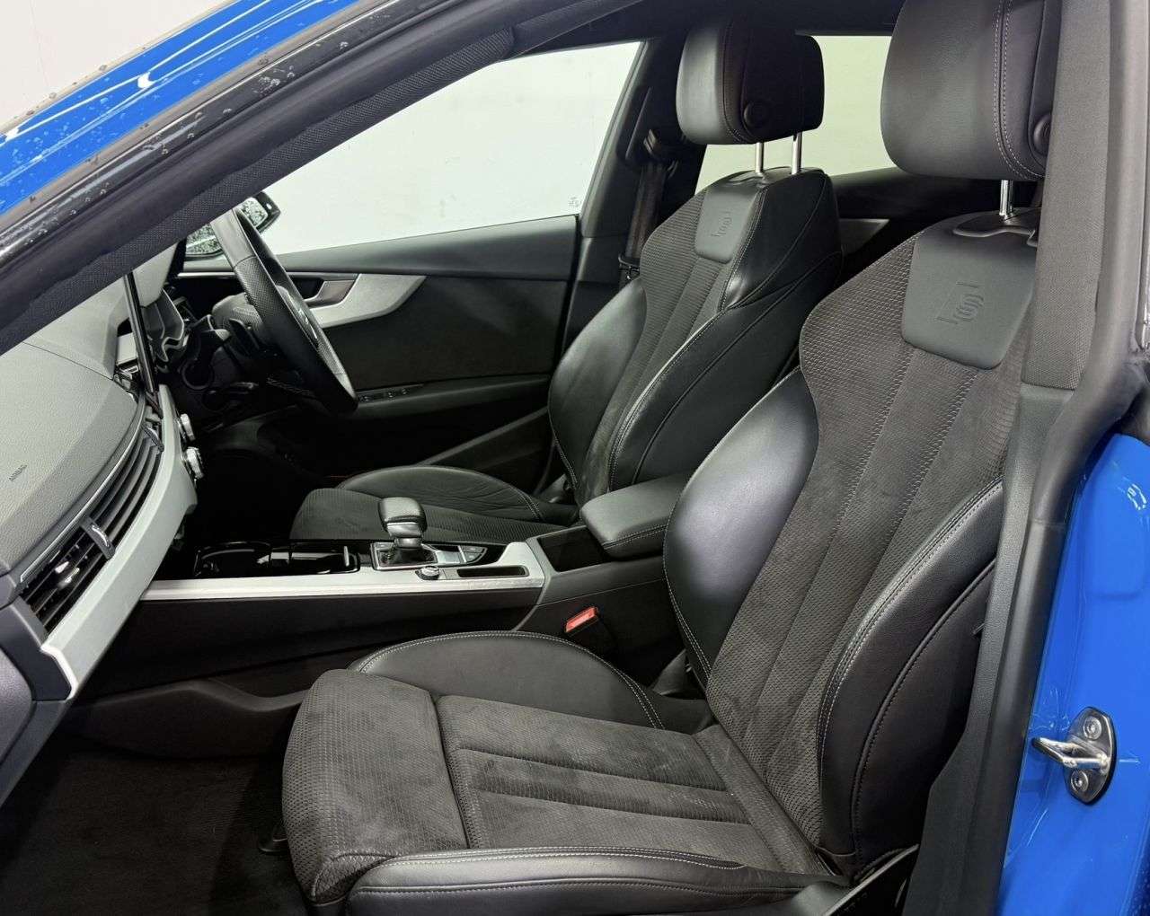 2021 AUDI A5 2021 AUDI A5