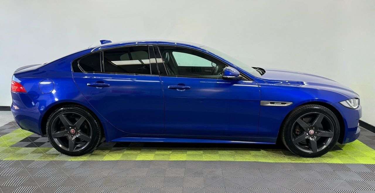 2017 JAGUAR XE 2017 JAGUAR XE