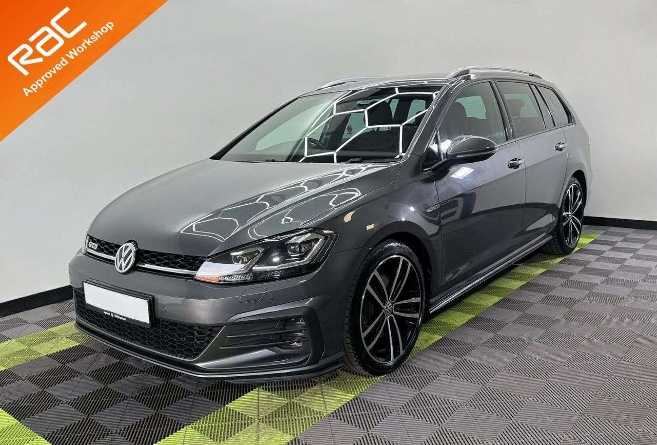 A 2018 VOLKSWAGEN GOLF 2.0 TDI GTD Estate 5dr Diesel DSG Euro 6 (s/s) (184 ps) A 2018 VOLKSWAGEN GOLF 2.0 TDI GTD Estate 5dr Diesel DSG Euro 6 (s/s) (184 ps)