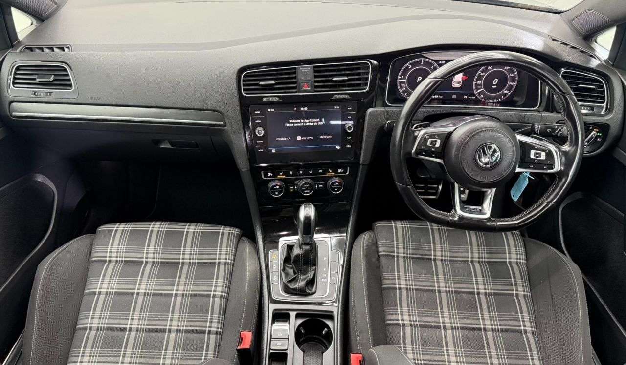 2018 VOLKSWAGEN GOLF 2018 VOLKSWAGEN GOLF