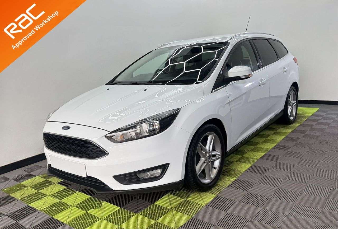 A 2015 FORD FOCUS 1.6 TDCi Zetec Estate 5dr Diesel Manual Euro 5 (s/s) (115 ps) A 2015 FORD FOCUS 1.6 TDCi Zetec Estate 5dr Diesel Manual Euro 5 (s/s) (115 ps)