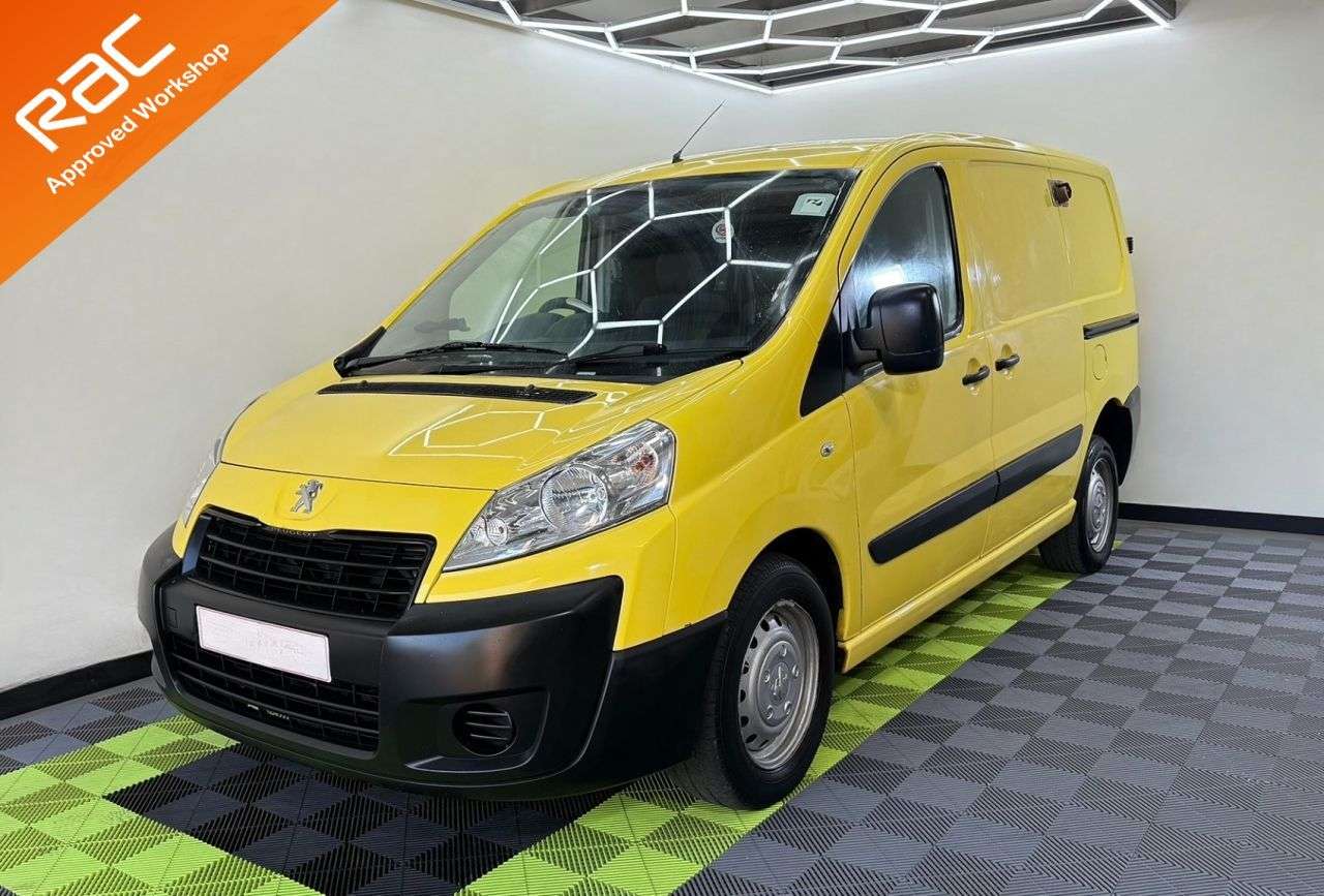 A 2015 PEUGEOT EXPERT 2.0 HDi Professional Panel Van 4dr Diesel Manual L1 H1 (168 g/km, 128 bhp) A 2015 PEUGEOT EXPERT 2.0 HDi Professional Panel Van 4dr Diesel Manual L1 H1 (168 g/km, 128 bhp)