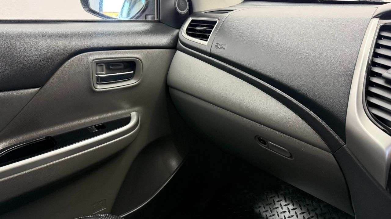 2016 MITSUBISHI L200 2016 MITSUBISHI L200