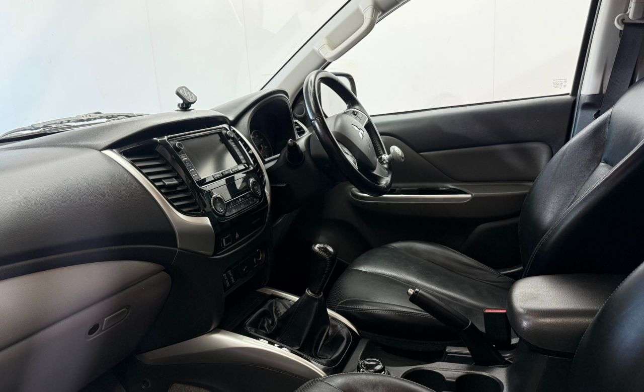 2016 MITSUBISHI L200 2016 MITSUBISHI L200