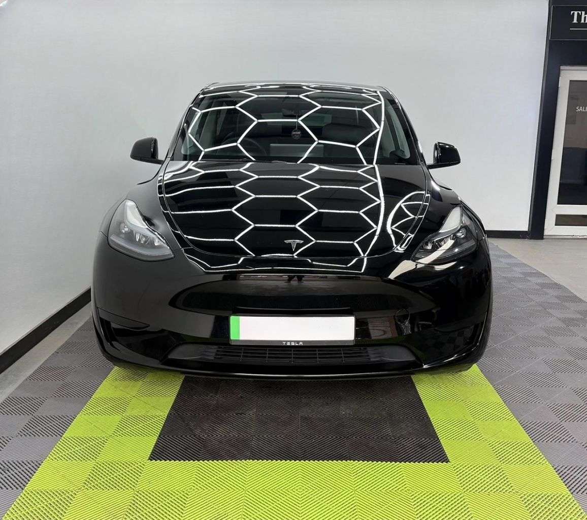 2023 TESLA MODEL Y 2023 TESLA MODEL Y