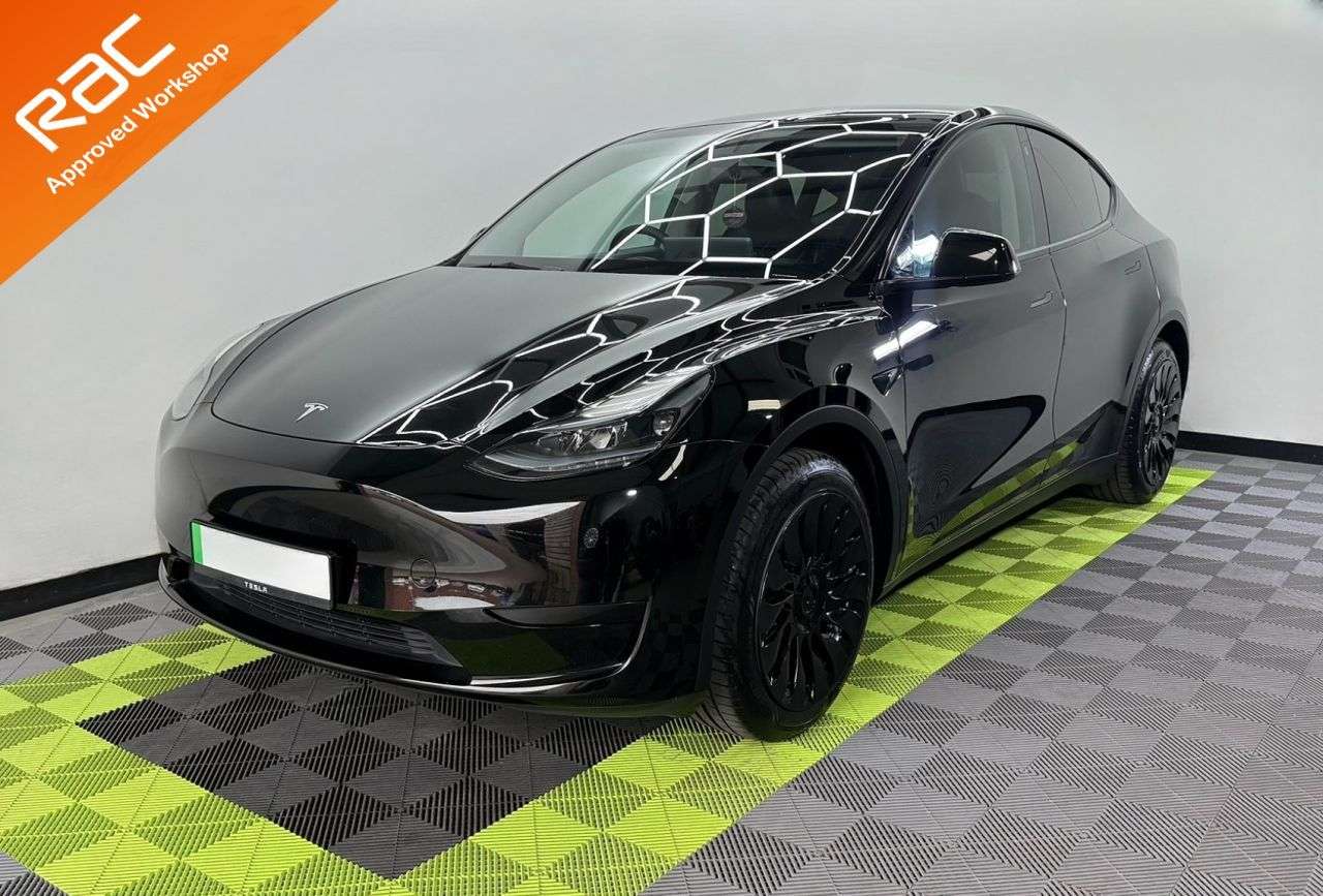 A 2023 TESLA MODEL Y SUV 5dr Electric Auto RWD (346 ps) A 2023 TESLA MODEL Y SUV 5dr Electric Auto RWD (346 ps)