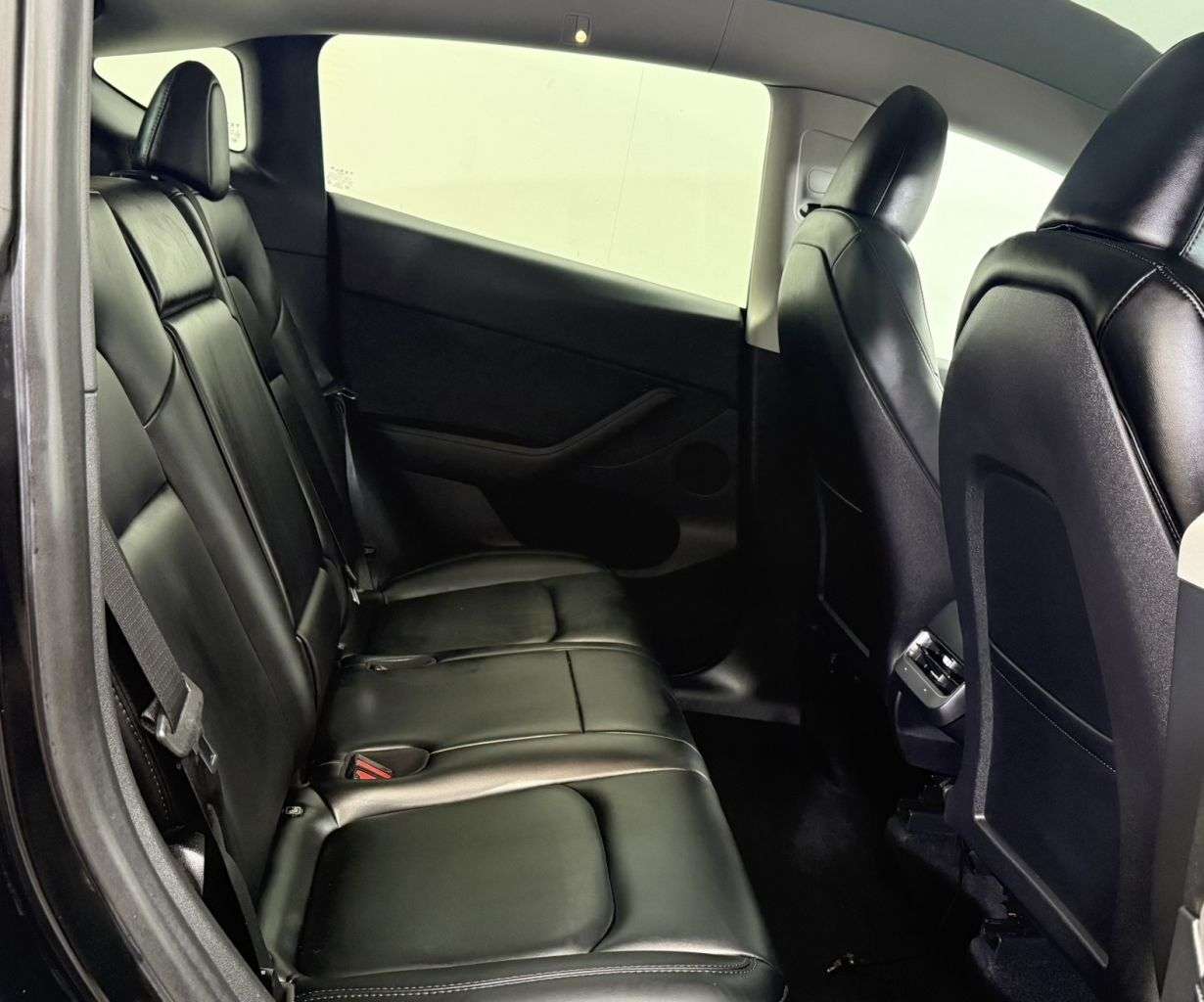 2023 TESLA MODEL Y 2023 TESLA MODEL Y