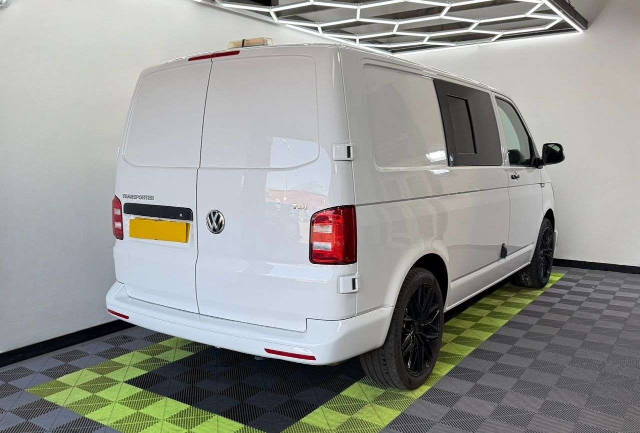 A 2018 VOLKSWAGEN TRANSPORTER 2.0 TDI T28 BlueMotion Tech Startline Panel Van 5dr Diesel Manual FWD SWB E A 2018 VOLKSWAGEN TRANSPORTER 2.0 TDI T28 BlueMotion Tech Startline Panel Van 5dr Diesel Manual FWD SWB E