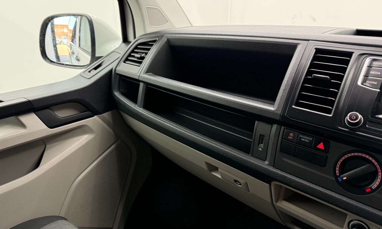 2018 VOLKSWAGEN TRANSPORTER 2018 VOLKSWAGEN TRANSPORTER