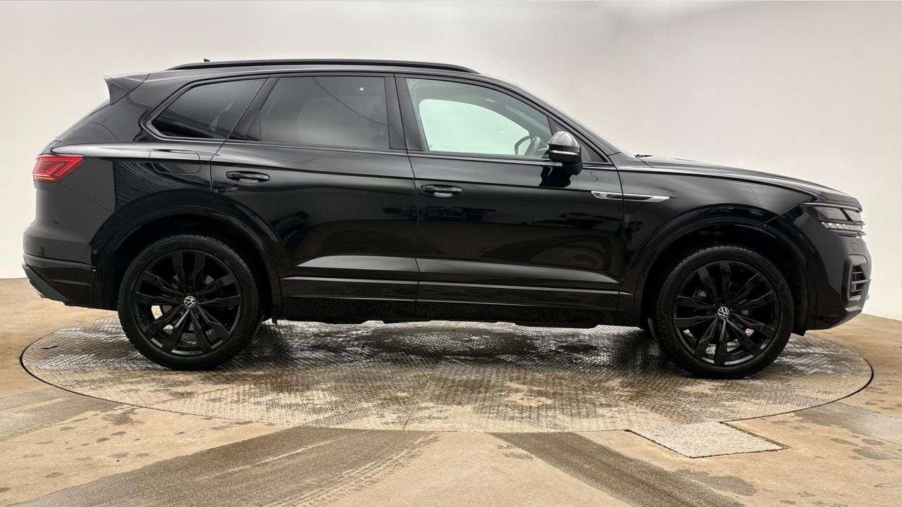 2023 VOLKSWAGEN TOUAREG 2023 VOLKSWAGEN TOUAREG