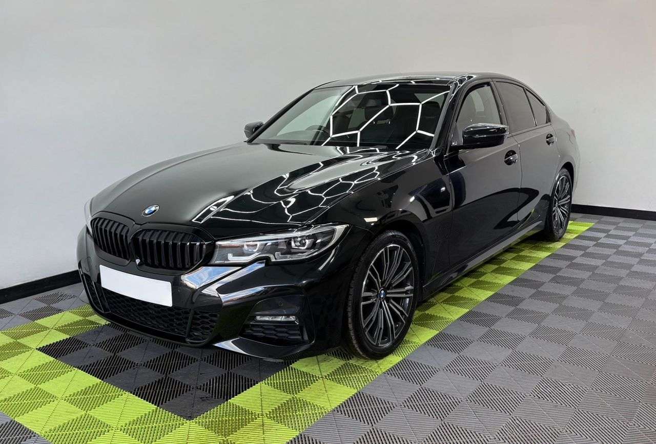 A 2019 BMW 3 SERIES 2.0 320i M Sport Saloon 4dr Petrol Auto Euro 6 (s/s) (184 ps) A 2019 BMW 3 SERIES 2.0 320i M Sport Saloon 4dr Petrol Auto Euro 6 (s/s) (184 ps)