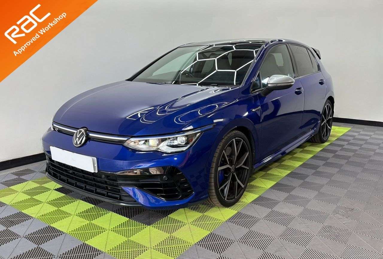 A 2023 VOLKSWAGEN GOLF 2.0 TSI R Hatchback 5dr Petrol DSG 4Motion Euro 6 (s/s) (320 ps) A 2023 VOLKSWAGEN GOLF 2.0 TSI R Hatchback 5dr Petrol DSG 4Motion Euro 6 (s/s) (320 ps)