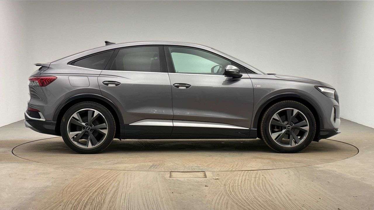 2022 AUDI Q4 E-TRON 2022 AUDI Q4 E-TRON