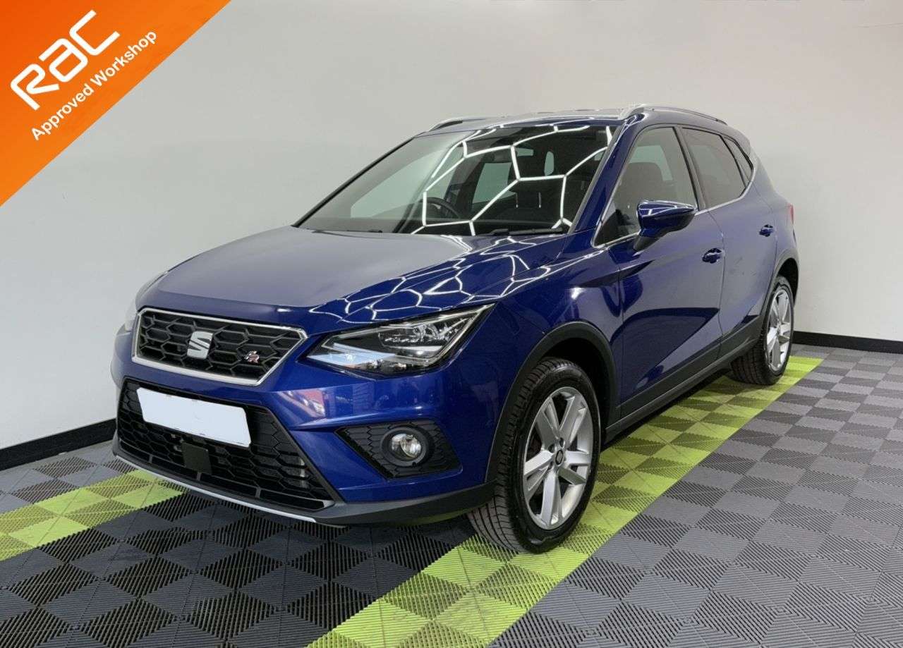 A 2019 SEAT ARONA 1.6 TDI FR SUV 5dr Diesel Manual Euro 6 (s/s) (115 ps) A 2019 SEAT ARONA 1.6 TDI FR SUV 5dr Diesel Manual Euro 6 (s/s) (115 ps)
