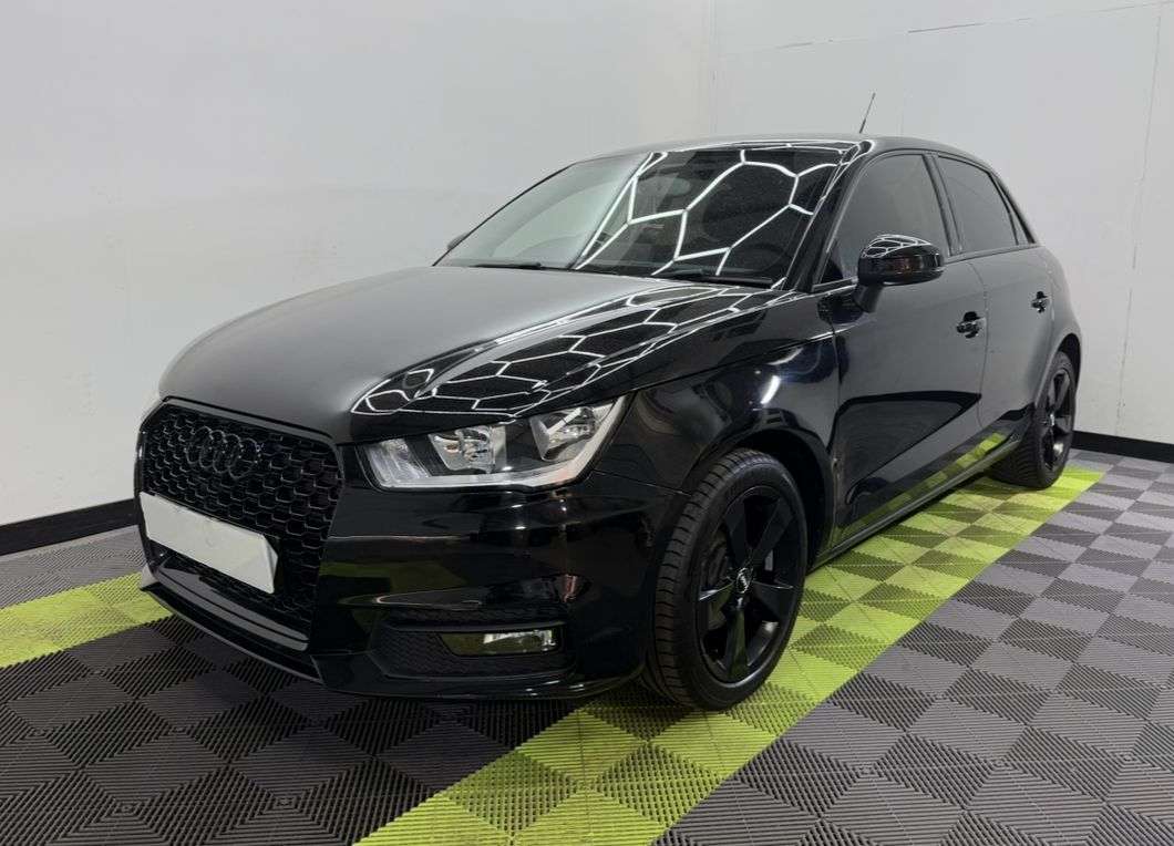 A 2019 AUDI A1 1.0 TFSI Sport Sportback 5dr Petrol Manual Euro 6 (s/s) (Nav) (95 ps) A 2019 AUDI A1 1.0 TFSI Sport Sportback 5dr Petrol Manual Euro 6 (s/s) (Nav) (95 ps)