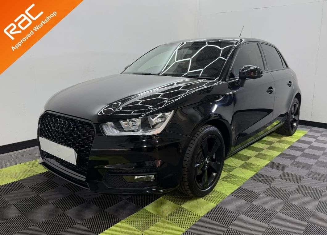 A 2019 AUDI A1 1.0 TFSI Sport Sportback 5dr Petrol Manual Euro 6 (s/s) (Nav) (95 ps) A 2019 AUDI A1 1.0 TFSI Sport Sportback 5dr Petrol Manual Euro 6 (s/s) (Nav) (95 ps)