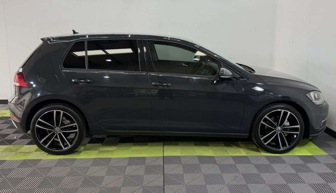 2019 VOLKSWAGEN GOLF 2019 VOLKSWAGEN GOLF