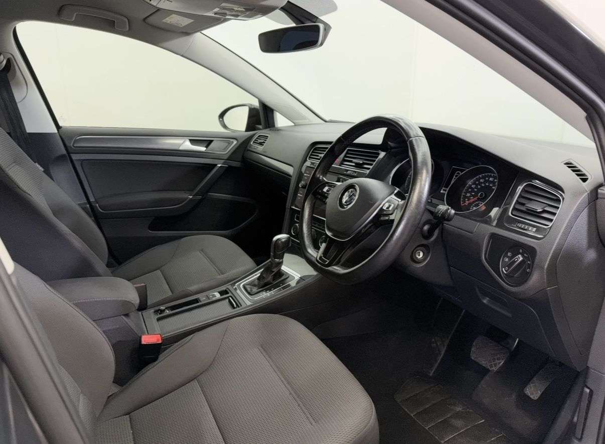 2019 VOLKSWAGEN GOLF 2019 VOLKSWAGEN GOLF