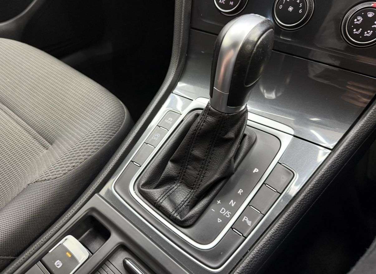 2019 VOLKSWAGEN GOLF 2019 VOLKSWAGEN GOLF