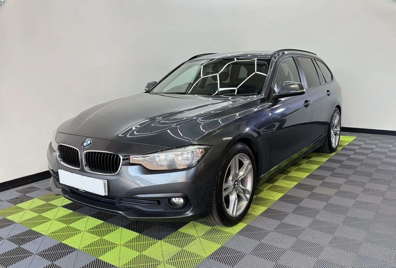 A 2017 BMW 3 SERIES 320D ED PLUS TOURING A 2017 BMW 3 SERIES 320D ED PLUS TOURING