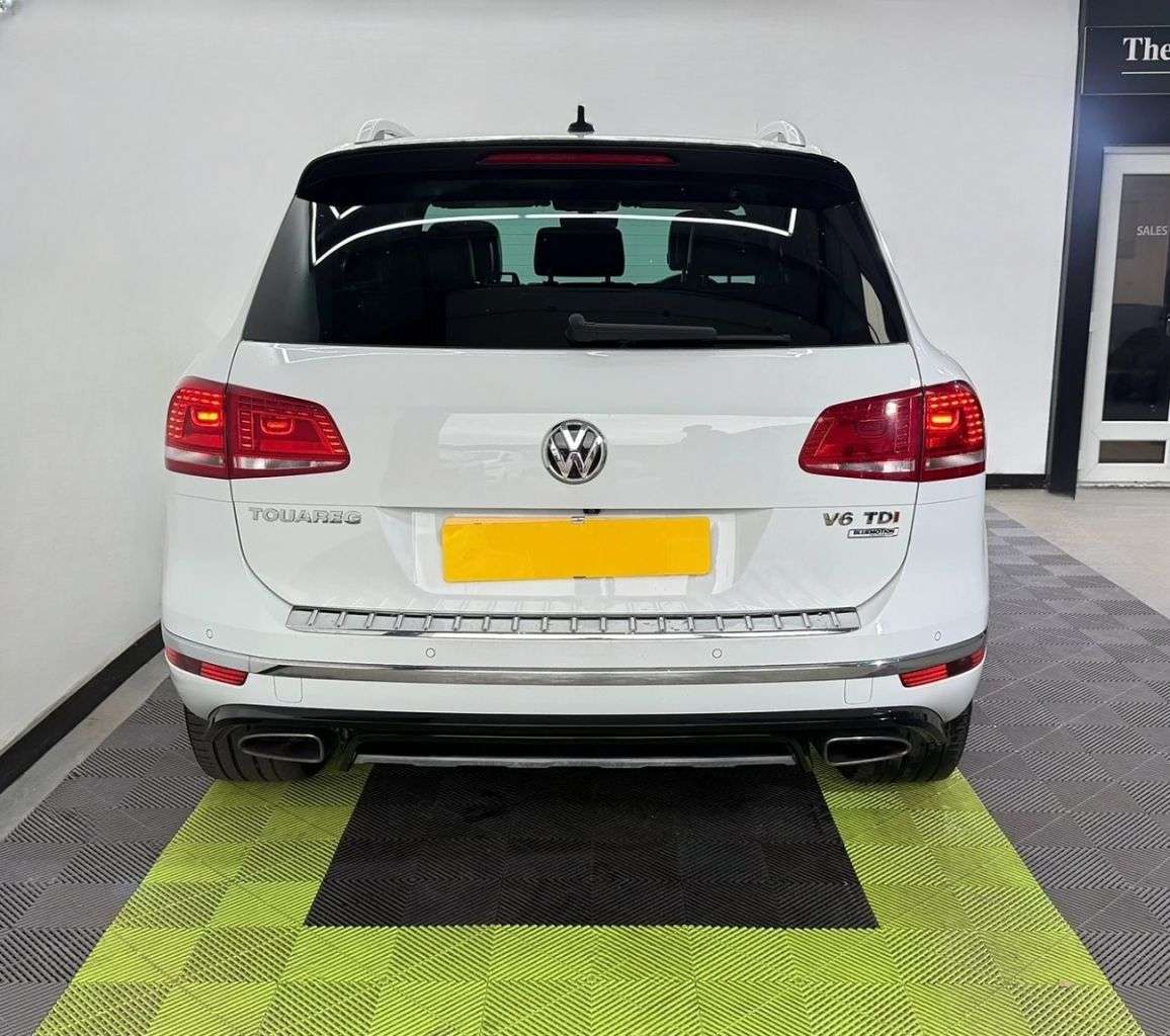 2017 VOLKSWAGEN TOUAREG 2017 VOLKSWAGEN TOUAREG
