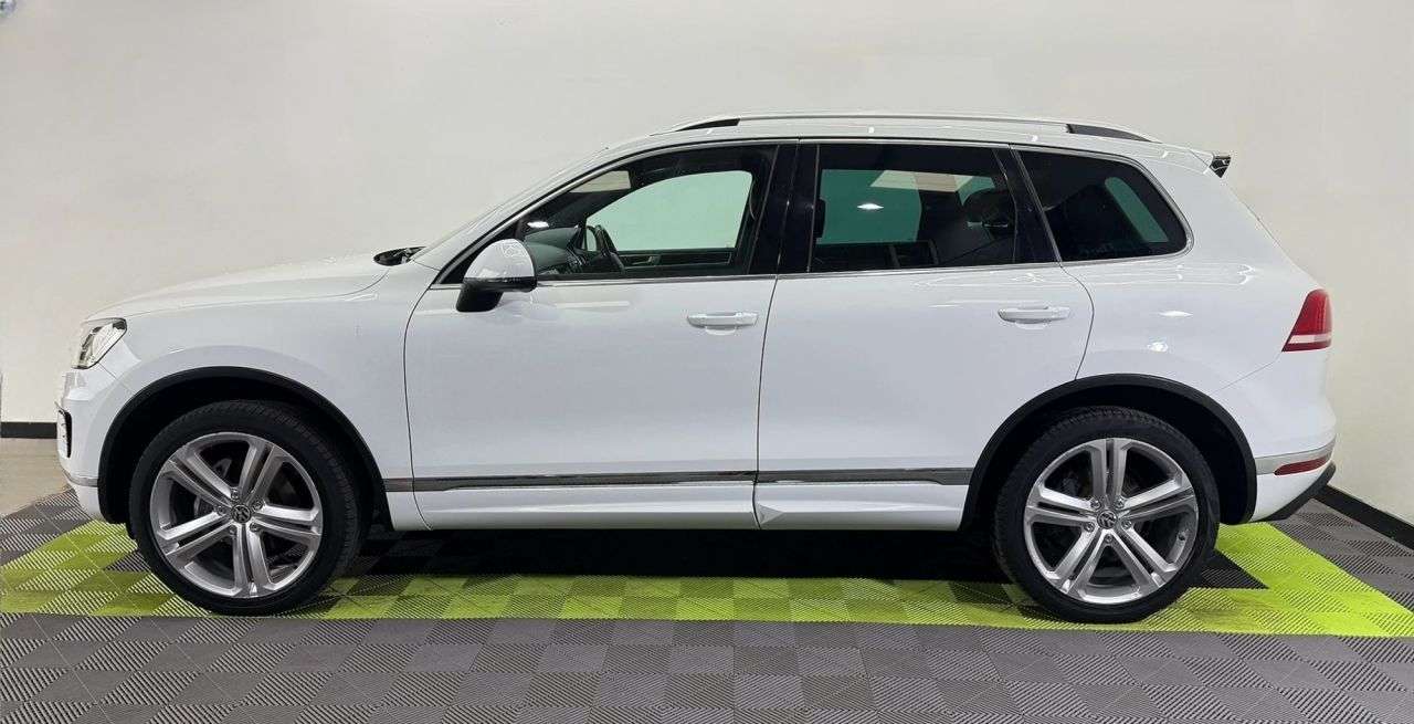 2017 VOLKSWAGEN TOUAREG 2017 VOLKSWAGEN TOUAREG