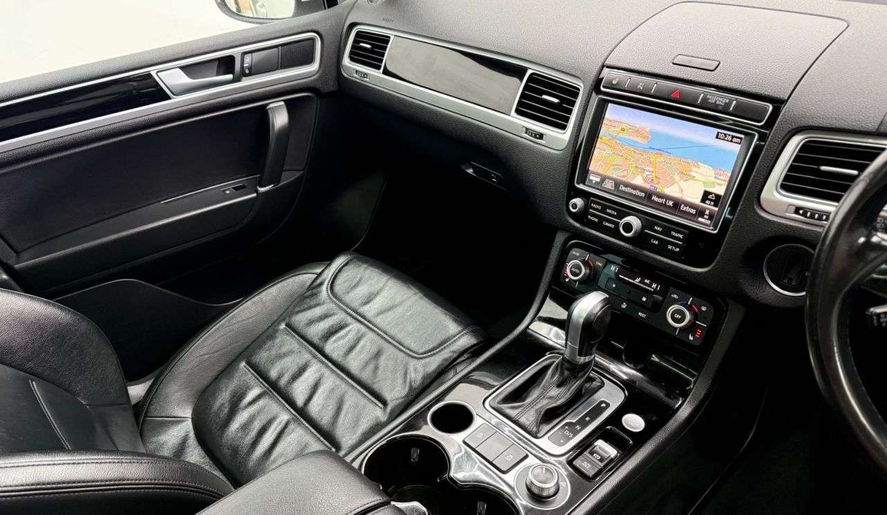 2017 VOLKSWAGEN TOUAREG 2017 VOLKSWAGEN TOUAREG
