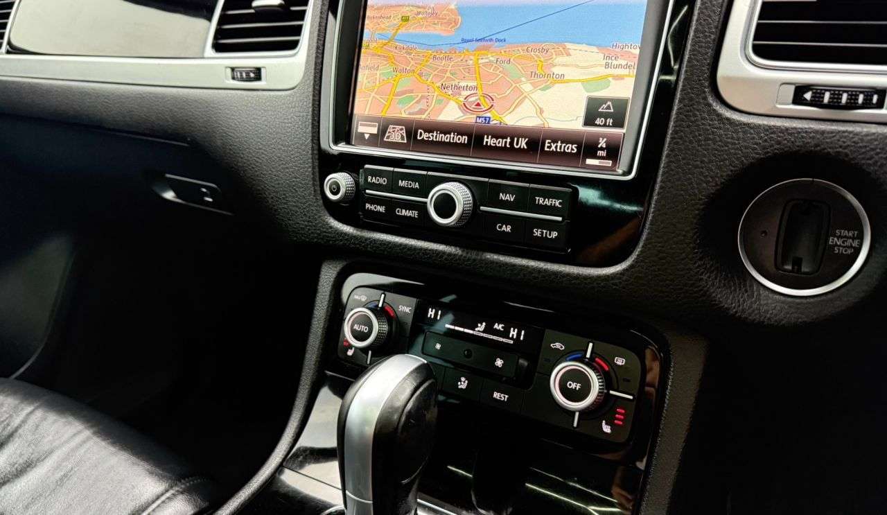 2017 VOLKSWAGEN TOUAREG 2017 VOLKSWAGEN TOUAREG