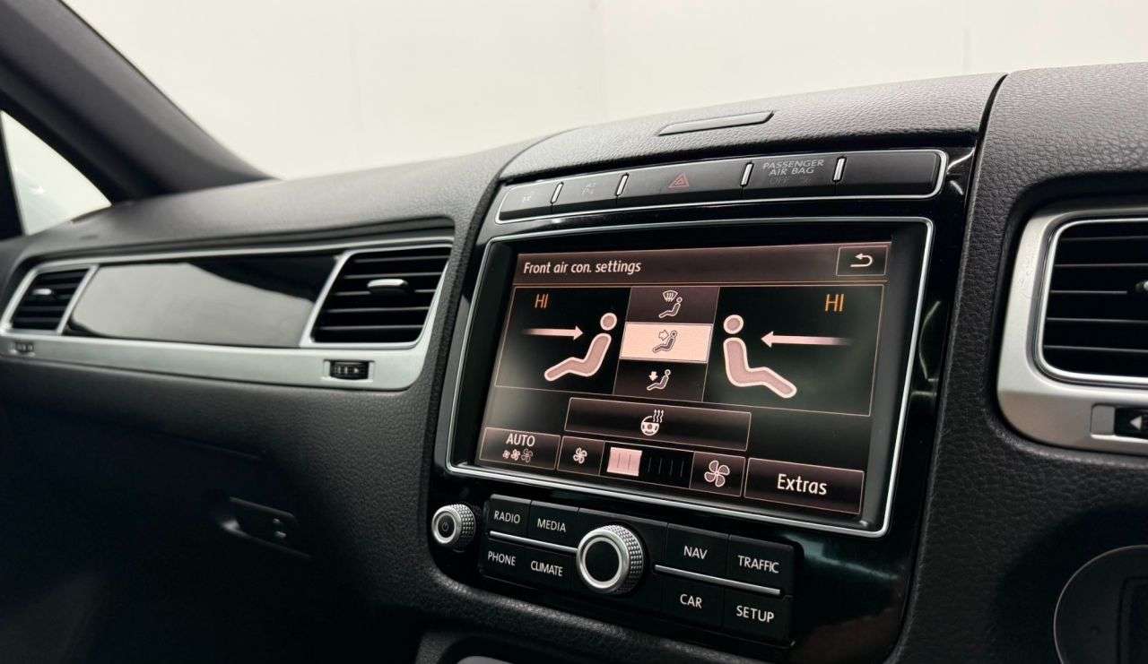 2017 VOLKSWAGEN TOUAREG 2017 VOLKSWAGEN TOUAREG