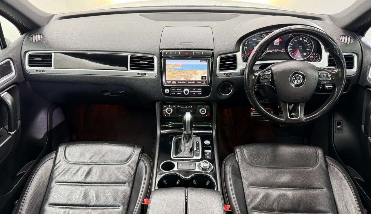 2017 VOLKSWAGEN TOUAREG 2017 VOLKSWAGEN TOUAREG