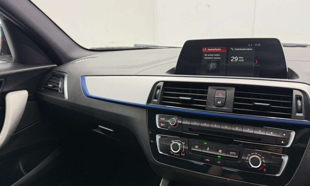 2017 BMW 1 SERIES 2017 BMW 1 SERIES