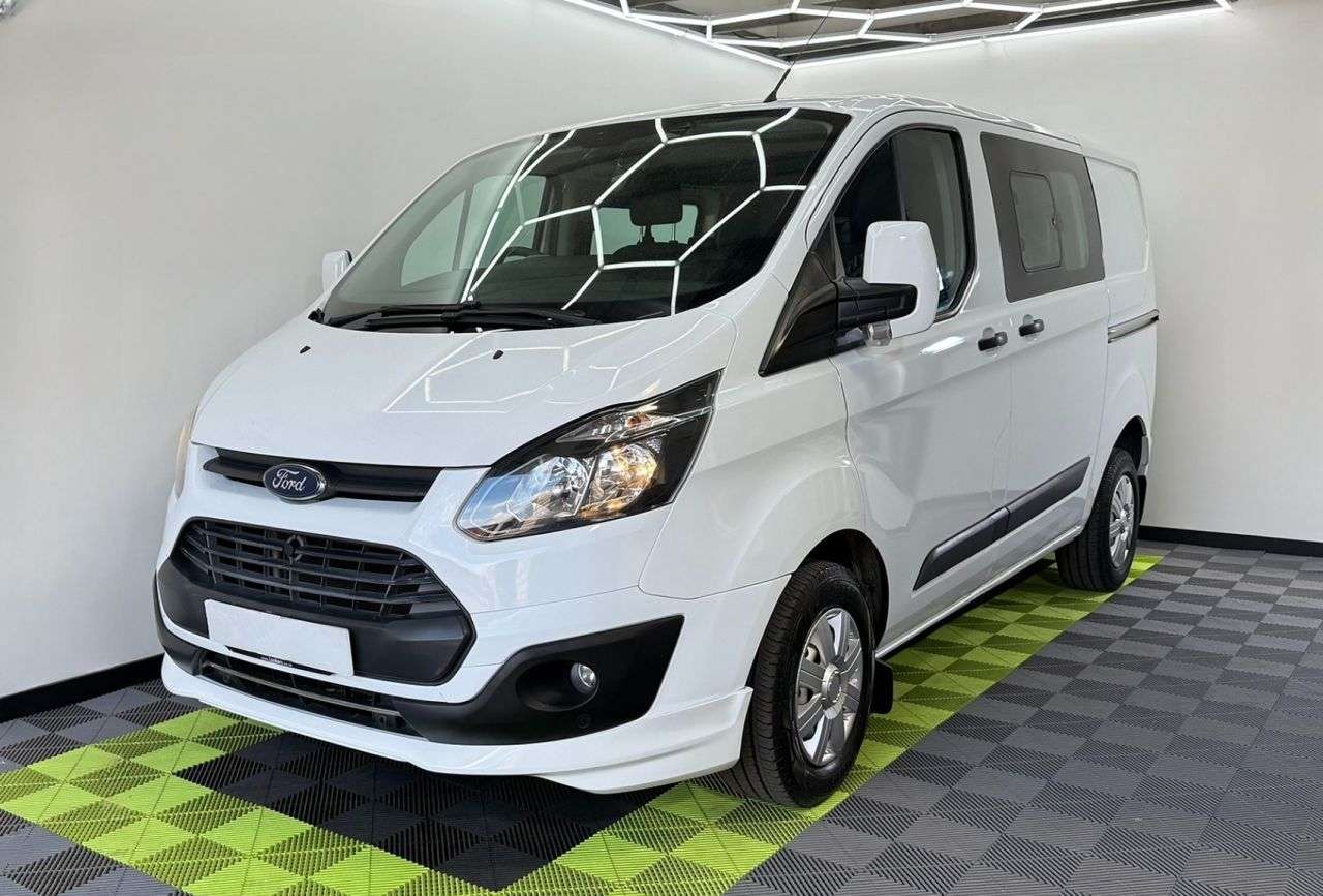 A 2018 FORD TRANSIT CUSTOM 2.0 TDCi 310 Panel Van 5dr Diesel Manual L1 H1 (167 g/km, 104 bhp) A 2018 FORD TRANSIT CUSTOM 2.0 TDCi 310 Panel Van 5dr Diesel Manual L1 H1 (167 g/km, 104 bhp)