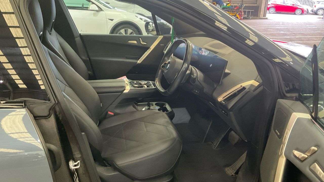 2022 BMW IX 2022 BMW IX