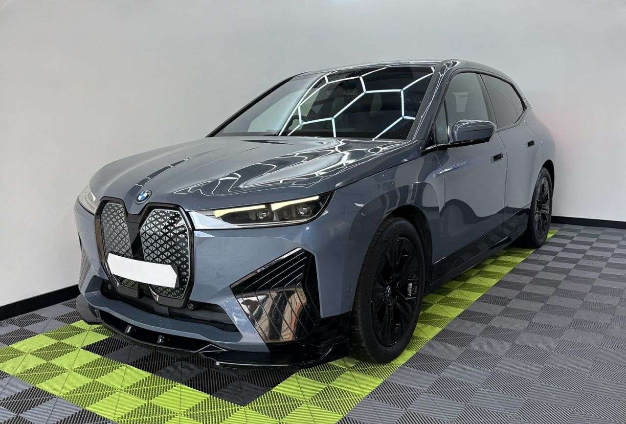 A 2022 BMW IX 40 76.6kWh M Sport SUV 5dr Electric Auto xDrive (326 ps) A 2022 BMW IX 40 76.6kWh M Sport SUV 5dr Electric Auto xDrive (326 ps)