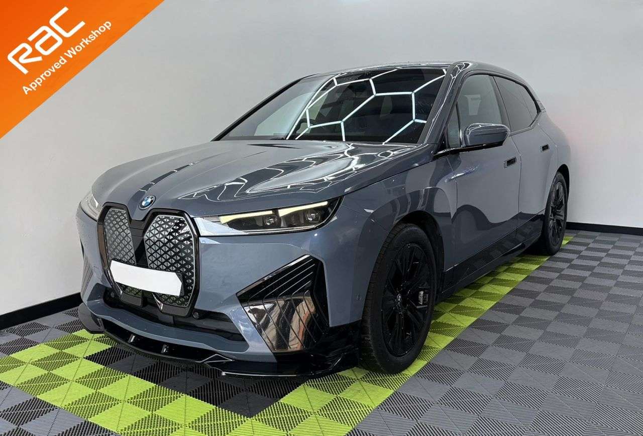 A 2022 BMW IX 40 76.6kWh M Sport SUV 5dr Electric Auto xDrive (326 ps) A 2022 BMW IX 40 76.6kWh M Sport SUV 5dr Electric Auto xDrive (326 ps)