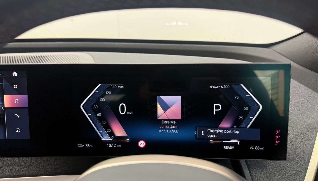 2022 BMW IX 2022 BMW IX