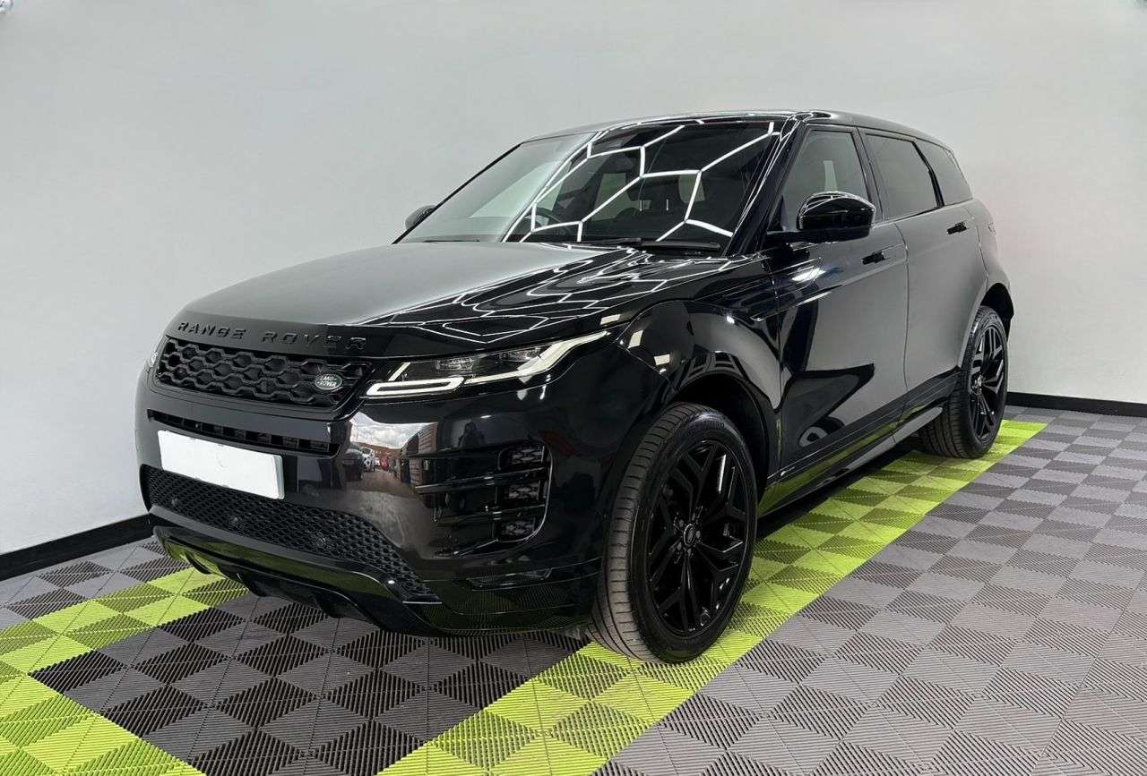 A 2019 LAND ROVER RANGE ROVER EVOQUE 2.0 D180 R-Dynamic SE SUV 5dr Diesel Auto 4WD Euro 6 (s/s) (180 ps) A 2019 LAND ROVER RANGE ROVER EVOQUE 2.0 D180 R-Dynamic SE SUV 5dr Diesel Auto 4WD Euro 6 (s/s) (180 ps)