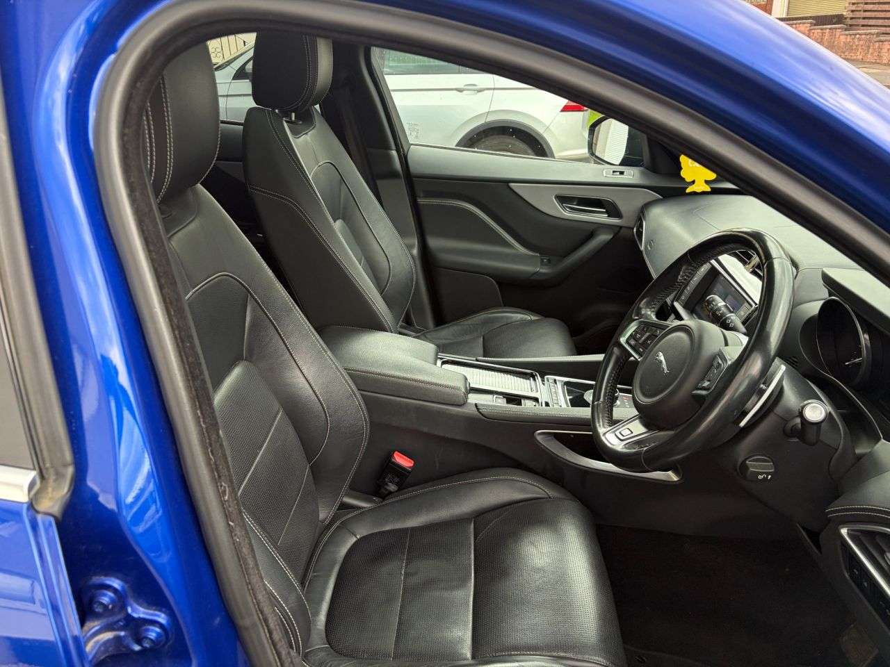 2018 JAGUAR F-PACE 2018 JAGUAR F-PACE