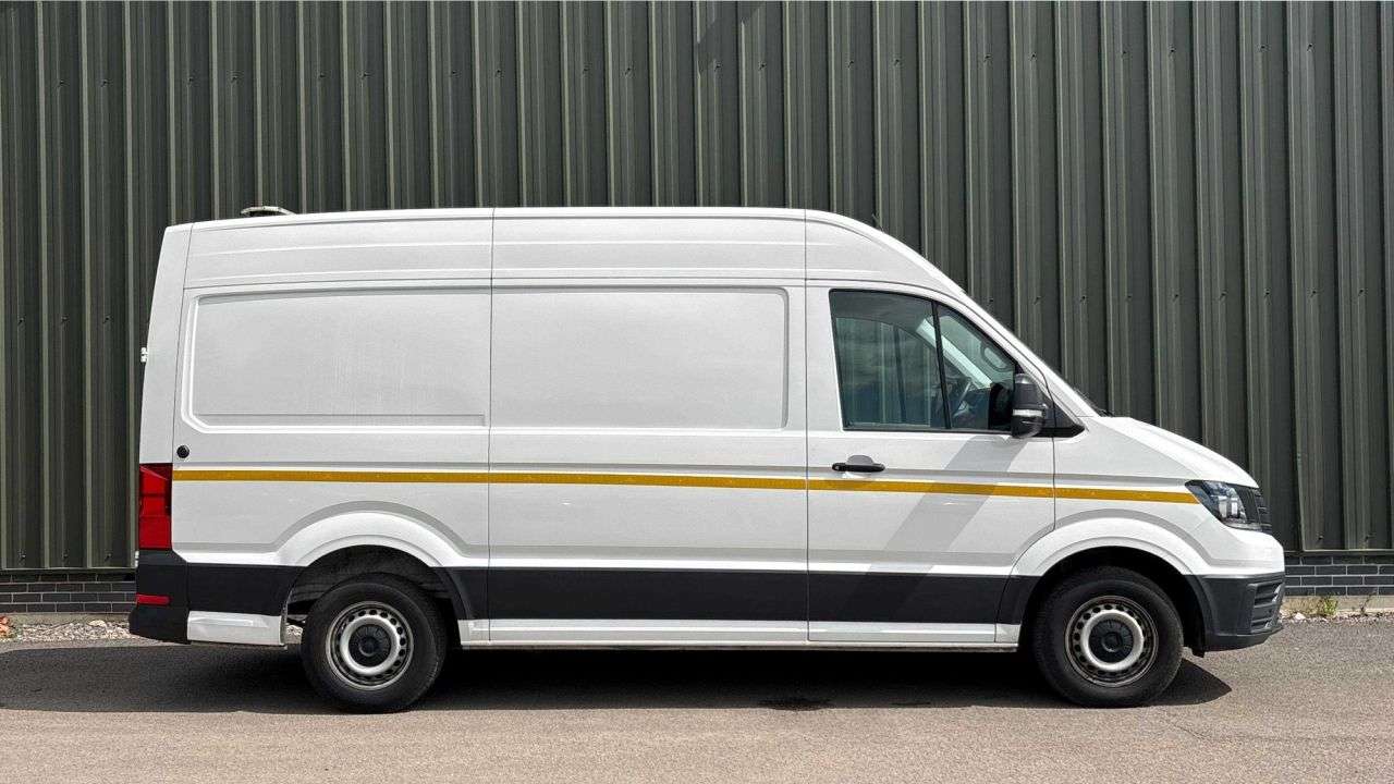 A 2023 VOLKSWAGEN CRAFTER 2.0 TDI CR35 Trendline Panel Van 5dr Diesel Manual FWD MWB Euro 6 (s/s) (14 A 2023 VOLKSWAGEN CRAFTER 2.0 TDI CR35 Trendline Panel Van 5dr Diesel Manual FWD MWB Euro 6 (s/s) (14