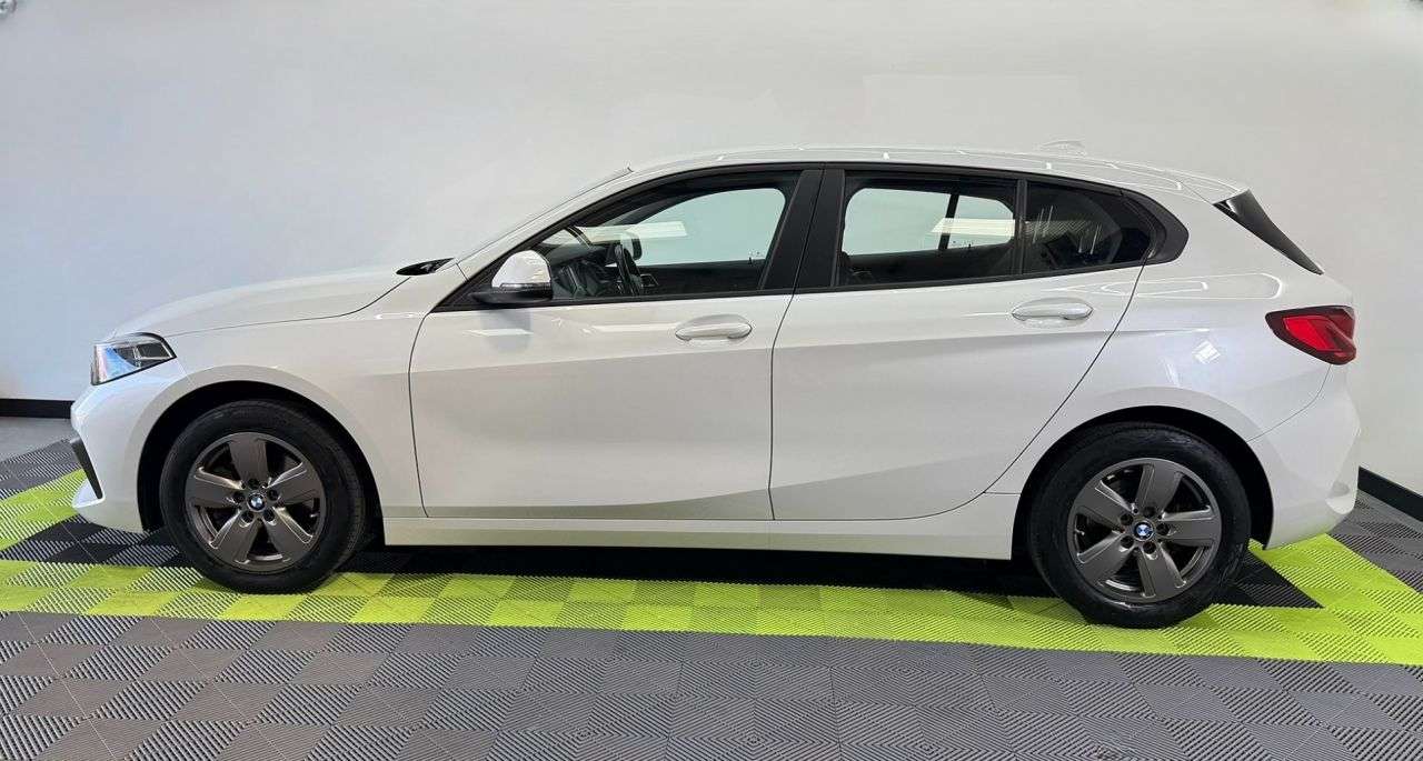 2021 BMW 1 SERIES 2021 BMW 1 SERIES