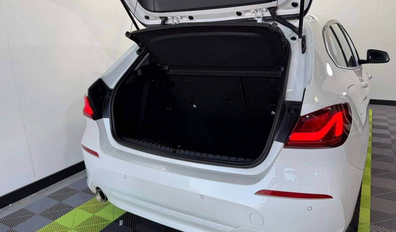 2021 BMW 1 SERIES 2021 BMW 1 SERIES
