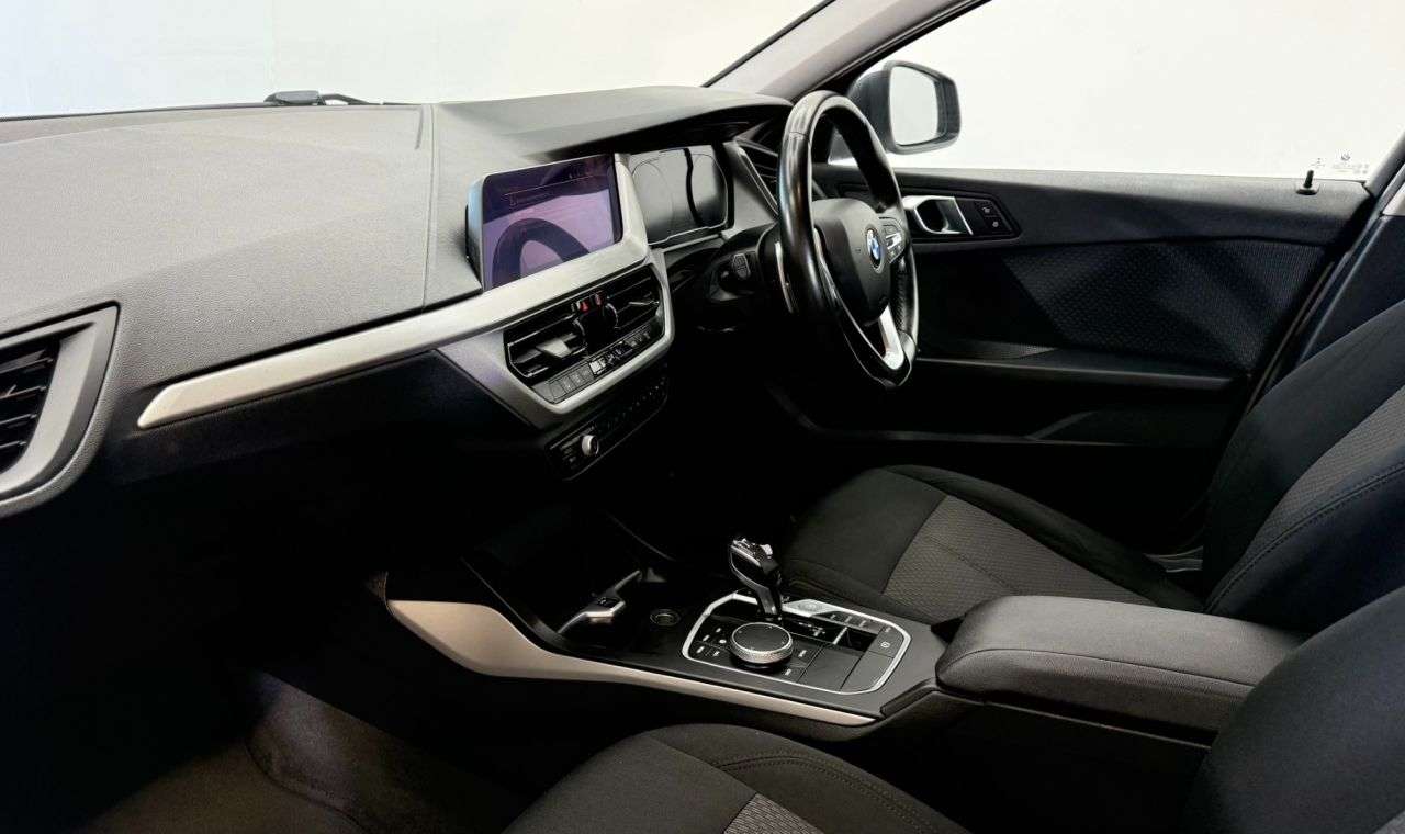 2021 BMW 1 SERIES 2021 BMW 1 SERIES