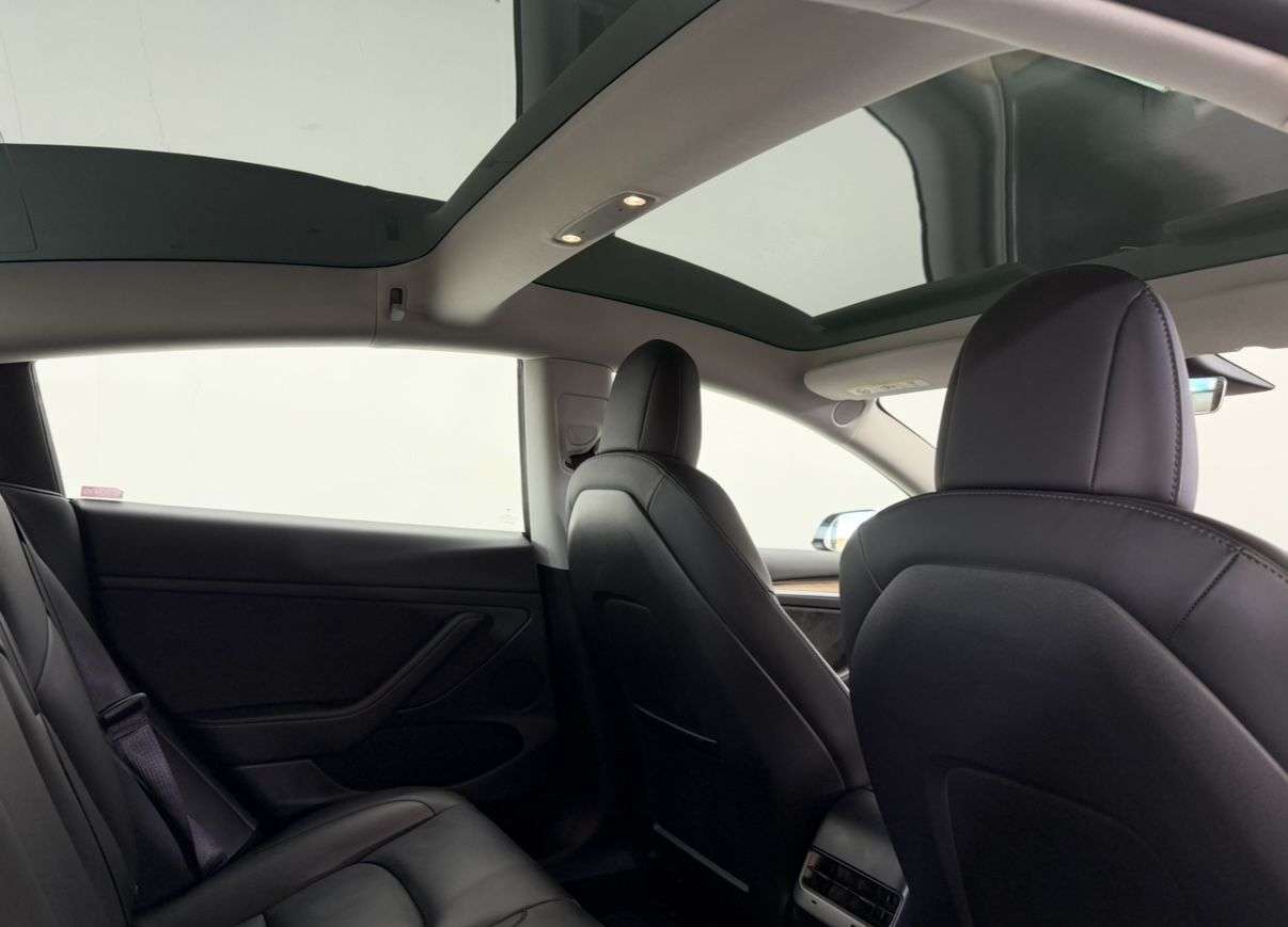 2021 TESLA MODEL 3 2021 TESLA MODEL 3