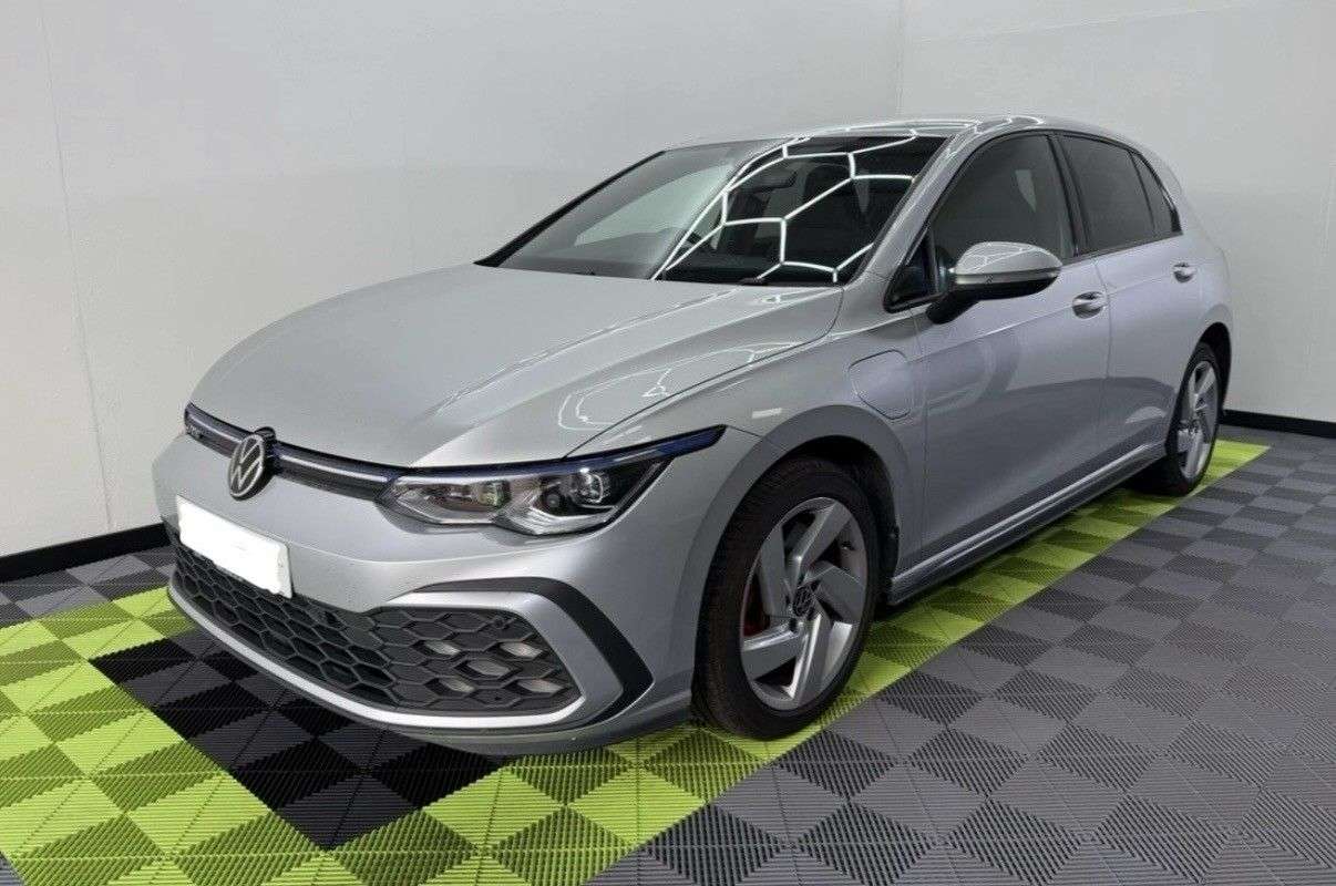 A 2022 VOLKSWAGEN GOLF 1.4 TSI 13kWh GTE Hatchback 5dr Petrol Plug-in Hybrid DSG Euro 6 (s/s) (245 A 2022 VOLKSWAGEN GOLF 1.4 TSI 13kWh GTE Hatchback 5dr Petrol Plug-in Hybrid DSG Euro 6 (s/s) (245