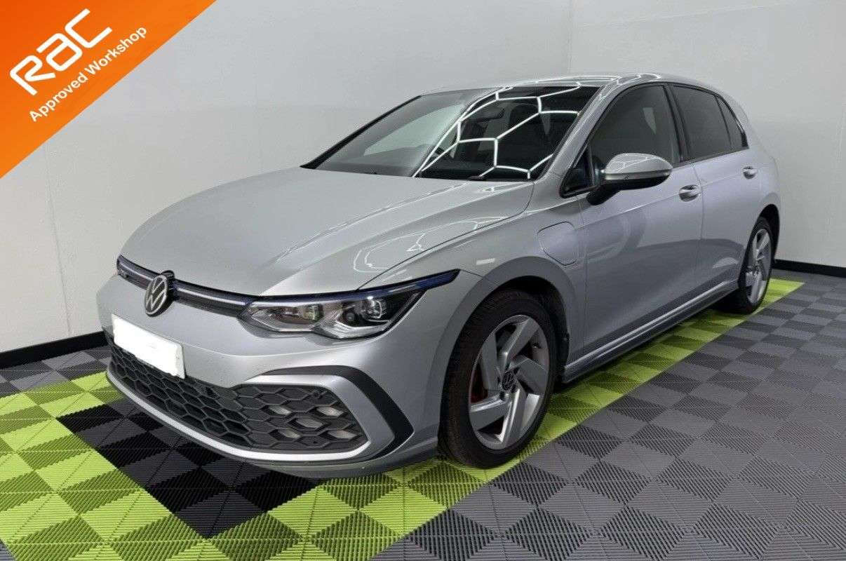 A 2022 VOLKSWAGEN GOLF 1.4 TSI 13kWh GTE Hatchback 5dr Petrol Plug-in Hybrid DSG Euro 6 (s/s) (245 A 2022 VOLKSWAGEN GOLF 1.4 TSI 13kWh GTE Hatchback 5dr Petrol Plug-in Hybrid DSG Euro 6 (s/s) (245