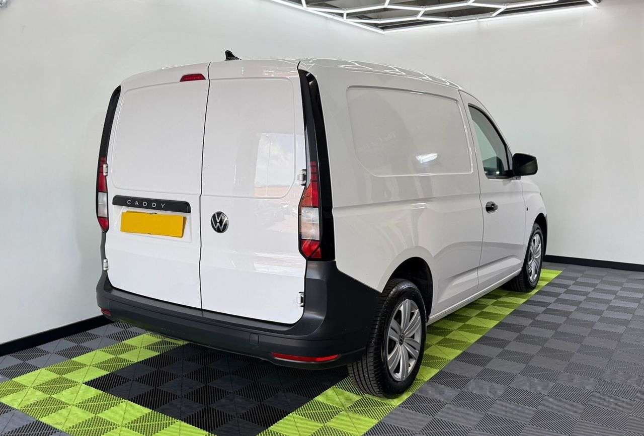 A 2021 VOLKSWAGEN CADDY 2.0 TDI C20 Commerce Panel Van 5dr Diesel Manual SWB Euro 6 (s/s) (102 ps) A 2021 VOLKSWAGEN CADDY 2.0 TDI C20 Commerce Panel Van 5dr Diesel Manual SWB Euro 6 (s/s) (102 ps)