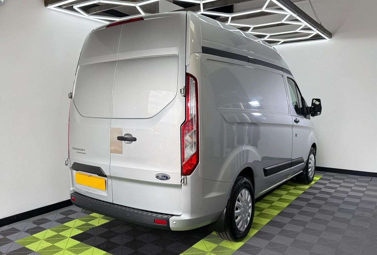 A 2022 FORD TRANSIT CUSTOM 2.0 320 EcoBlue Trend Panel Van 5dr Diesel Manual L1 H2 Euro 6 (s/s) (105 p A 2022 FORD TRANSIT CUSTOM 2.0 320 EcoBlue Trend Panel Van 5dr Diesel Manual L1 H2 Euro 6 (s/s) (105 p